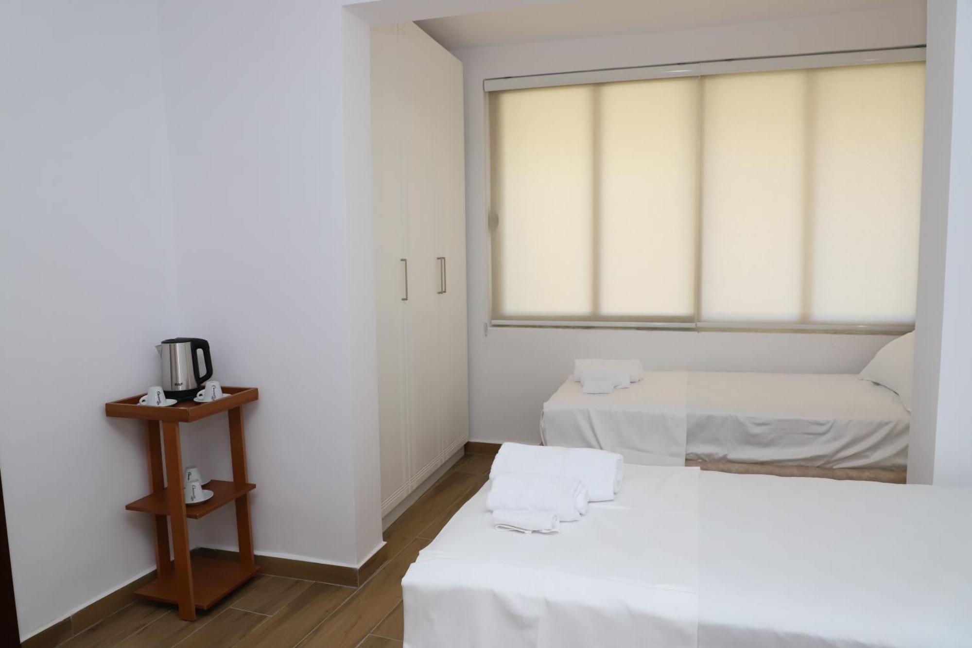 Guest House Esanbja Берат Екстериор снимка