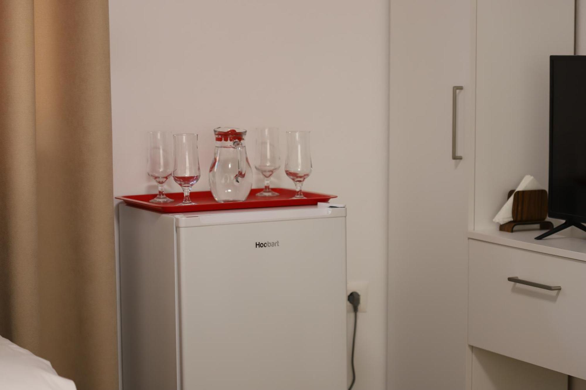 Guest House Esanbja Берат Екстериор снимка